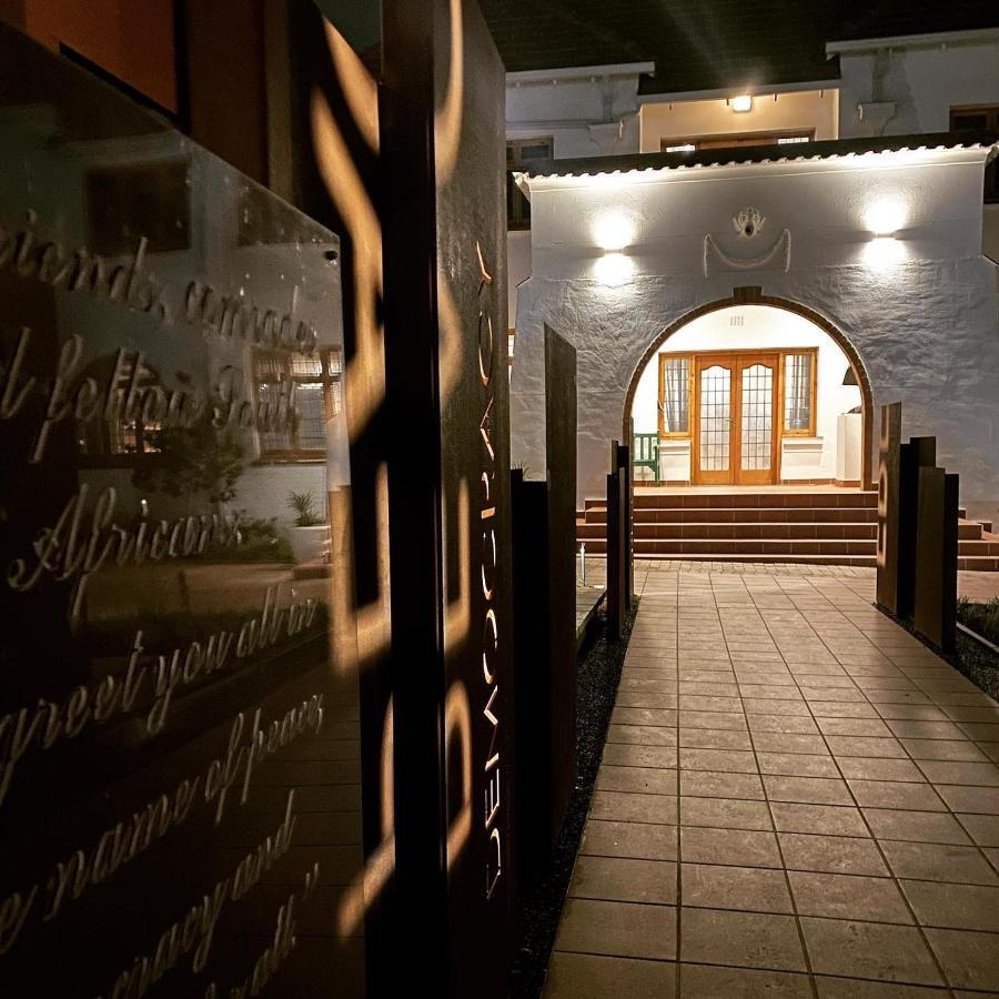 Hotel Sanctuary Mandela Johannesburg Exterior foto